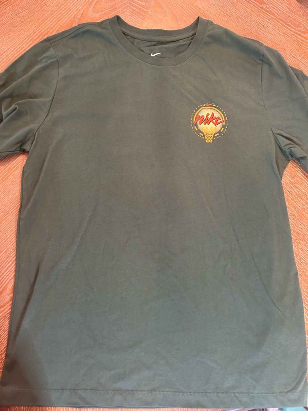 Nike Olive Green Short Sleeve Graphic Crew Tee - new no tags